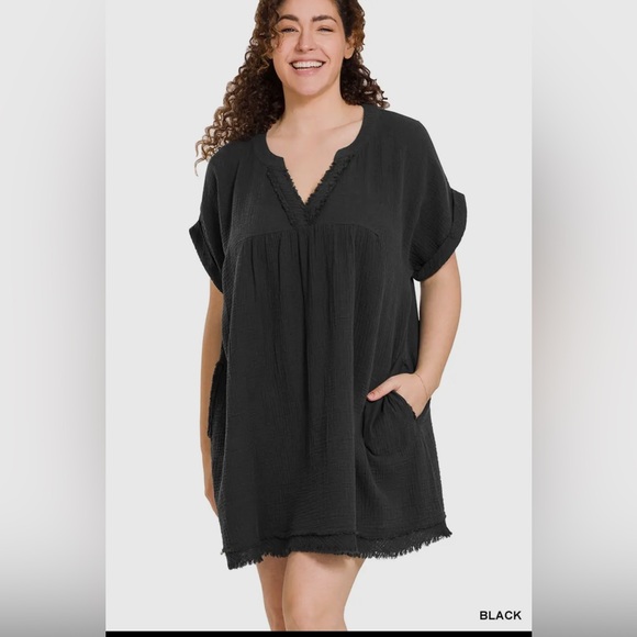 Zenana Double gauze raw edge v-neck dress - plus size - Picture 2 of 5